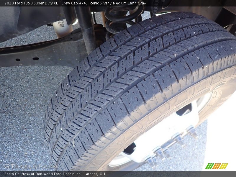 Iconic Silver / Medium Earth Gray 2020 Ford F350 Super Duty XLT Crew Cab 4x4