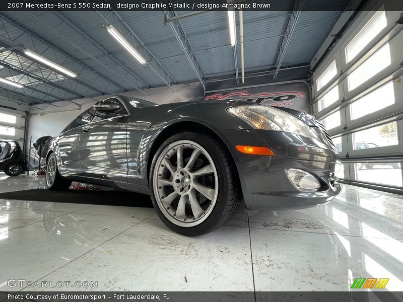 designo Graphite Metallic / designo Armagnac Brown 2007 Mercedes-Benz S 550 Sedan