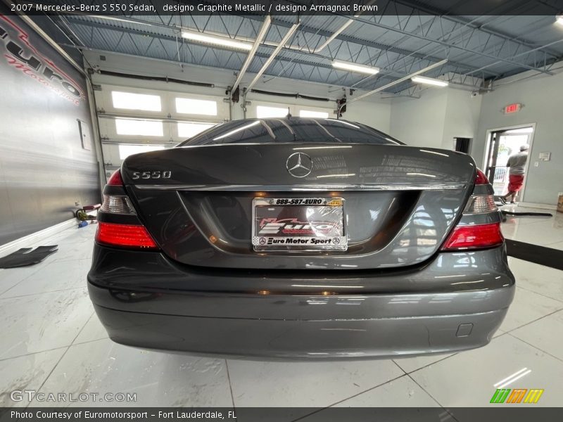 designo Graphite Metallic / designo Armagnac Brown 2007 Mercedes-Benz S 550 Sedan