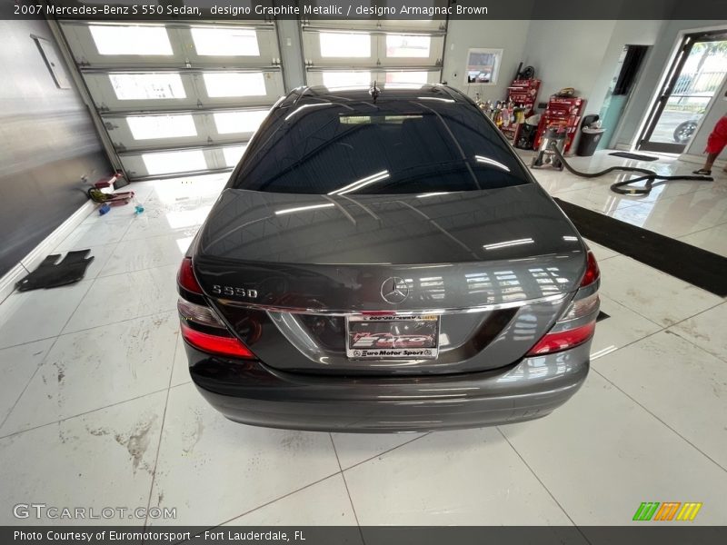 designo Graphite Metallic / designo Armagnac Brown 2007 Mercedes-Benz S 550 Sedan