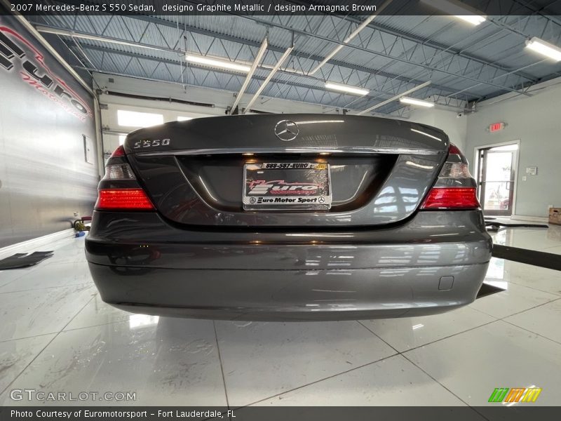designo Graphite Metallic / designo Armagnac Brown 2007 Mercedes-Benz S 550 Sedan