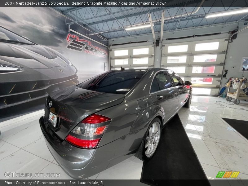 designo Graphite Metallic / designo Armagnac Brown 2007 Mercedes-Benz S 550 Sedan