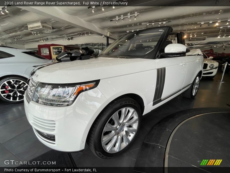 Fuji White / Espresso/Ivory 2016 Land Rover Range Rover Supercharged