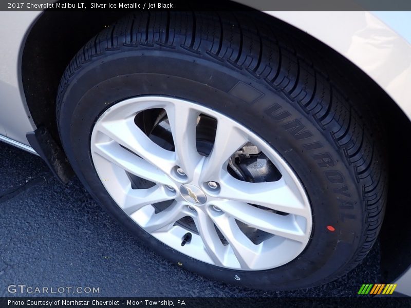 Silver Ice Metallic / Jet Black 2017 Chevrolet Malibu LT