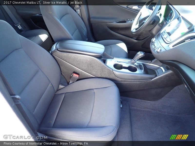 Silver Ice Metallic / Jet Black 2017 Chevrolet Malibu LT