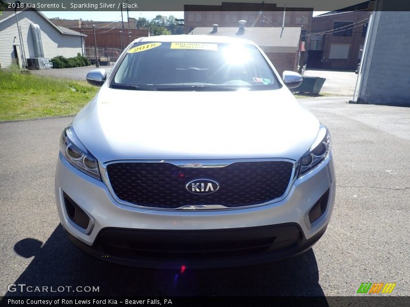 Sparkling Silver / Black 2018 Kia Sorento L