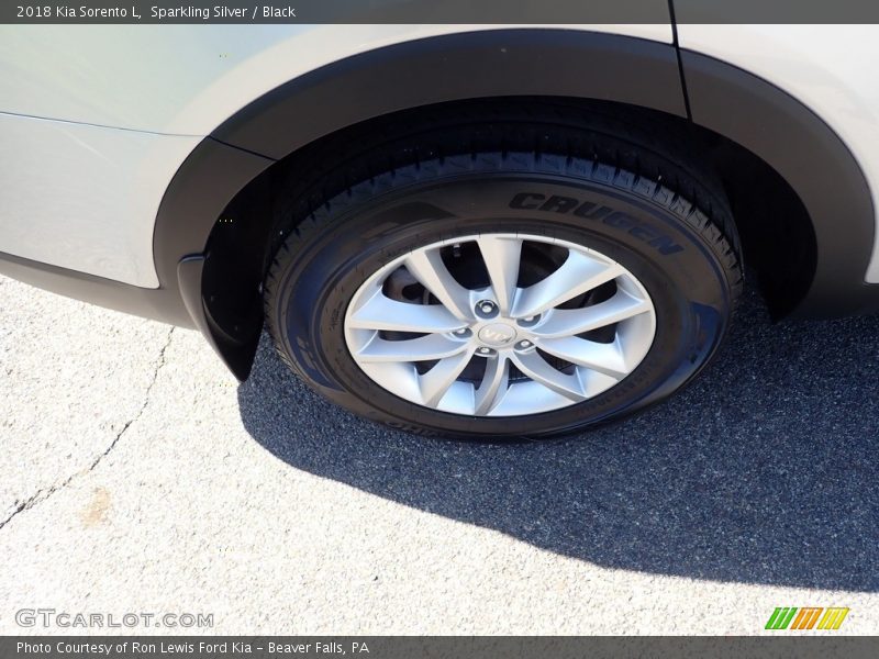 Sparkling Silver / Black 2018 Kia Sorento L