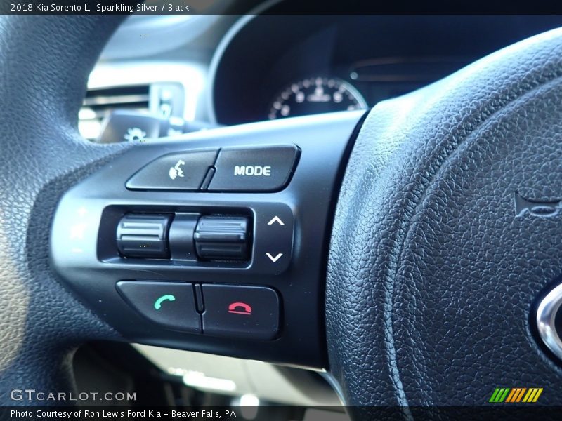 Sparkling Silver / Black 2018 Kia Sorento L