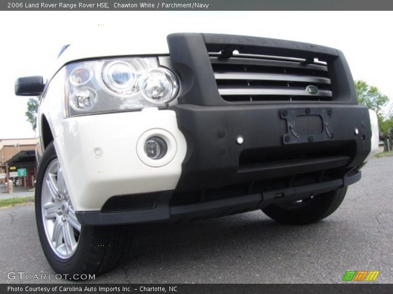 Chawton White / Parchment/Navy 2006 Land Rover Range Rover HSE