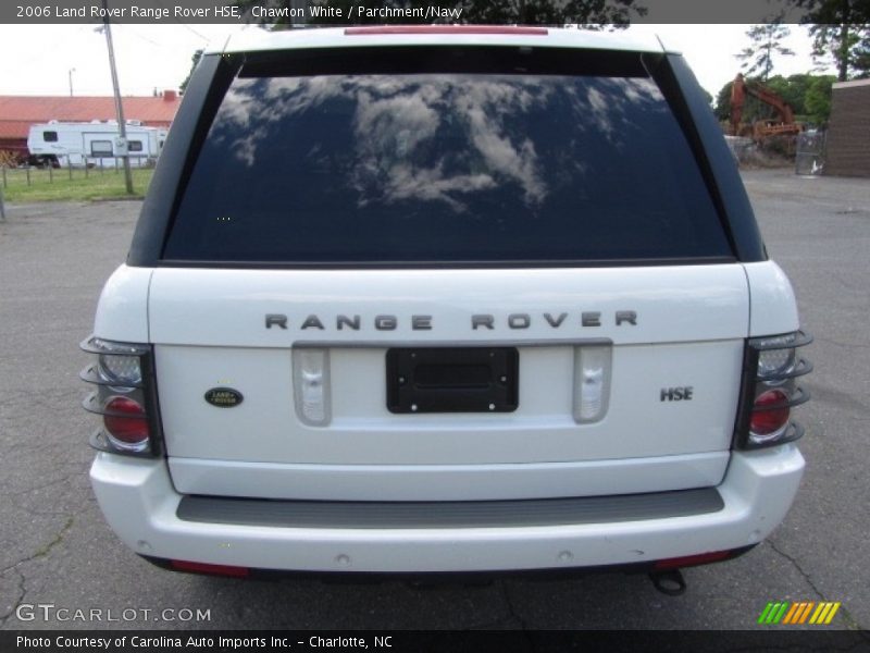 Chawton White / Parchment/Navy 2006 Land Rover Range Rover HSE