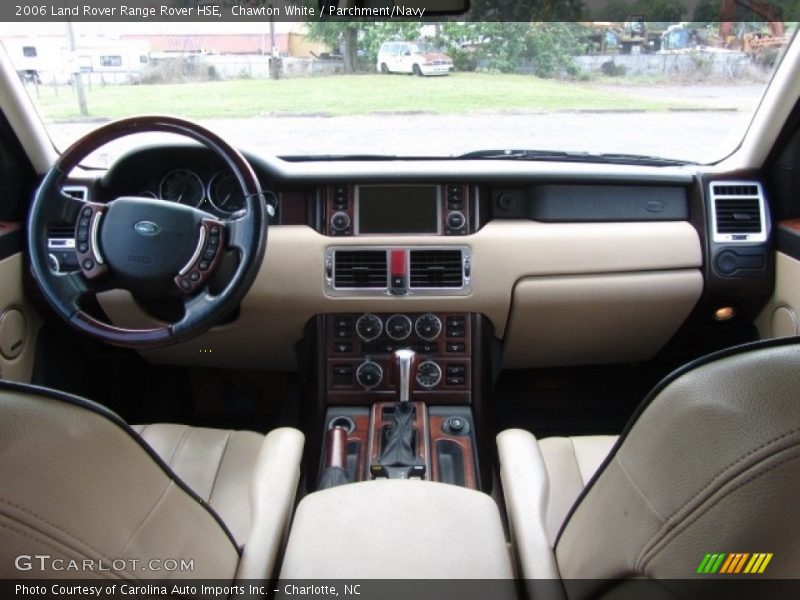 Chawton White / Parchment/Navy 2006 Land Rover Range Rover HSE
