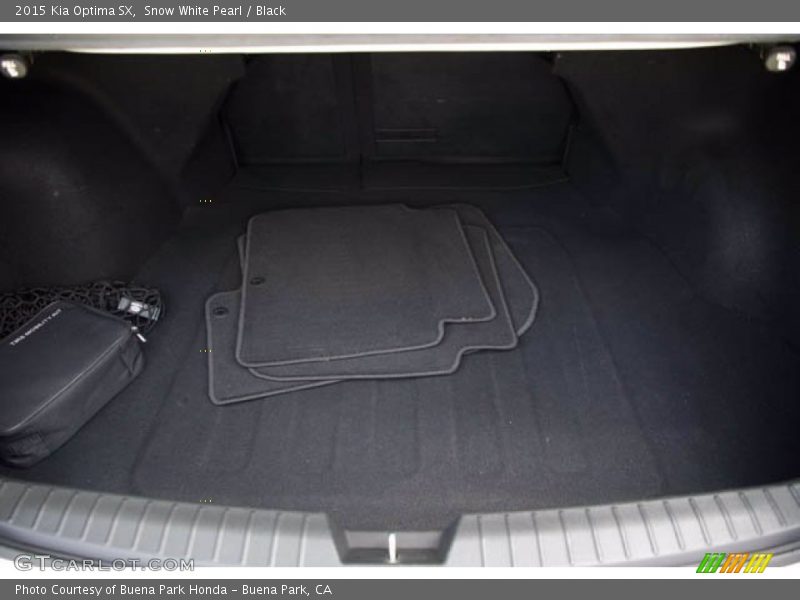 Snow White Pearl / Black 2015 Kia Optima SX