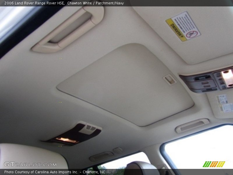 Chawton White / Parchment/Navy 2006 Land Rover Range Rover HSE
