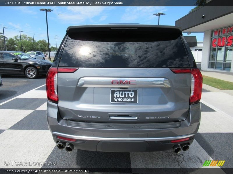 Satin Steel Metallic / Teak/­Light Shale 2021 GMC Yukon Denali 4WD