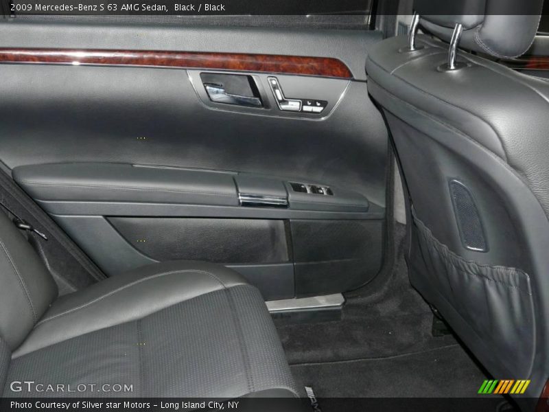 Black / Black 2009 Mercedes-Benz S 63 AMG Sedan