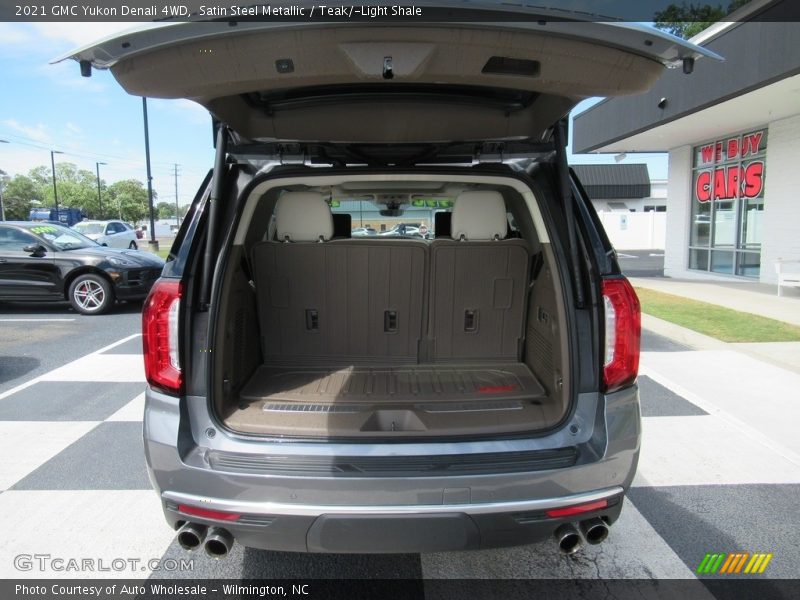 Satin Steel Metallic / Teak/­Light Shale 2021 GMC Yukon Denali 4WD