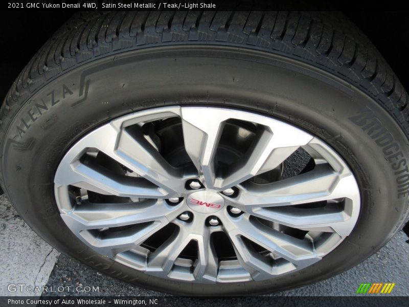 Satin Steel Metallic / Teak/­Light Shale 2021 GMC Yukon Denali 4WD