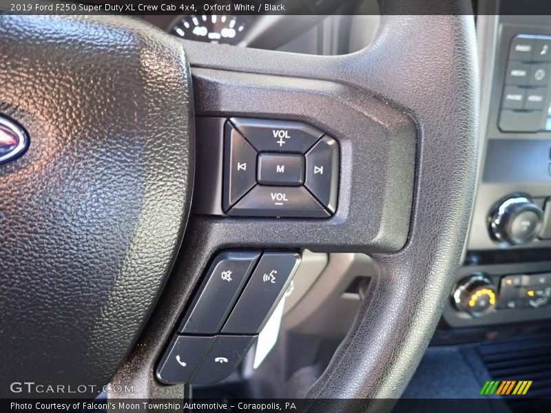 Oxford White / Black 2019 Ford F250 Super Duty XL Crew Cab 4x4