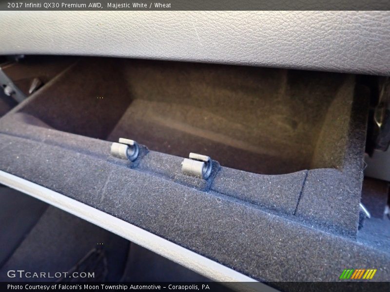 Majestic White / Wheat 2017 Infiniti QX30 Premium AWD