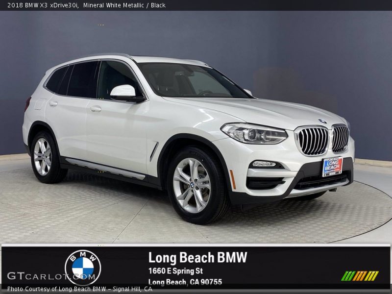 Mineral White Metallic / Black 2018 BMW X3 xDrive30i