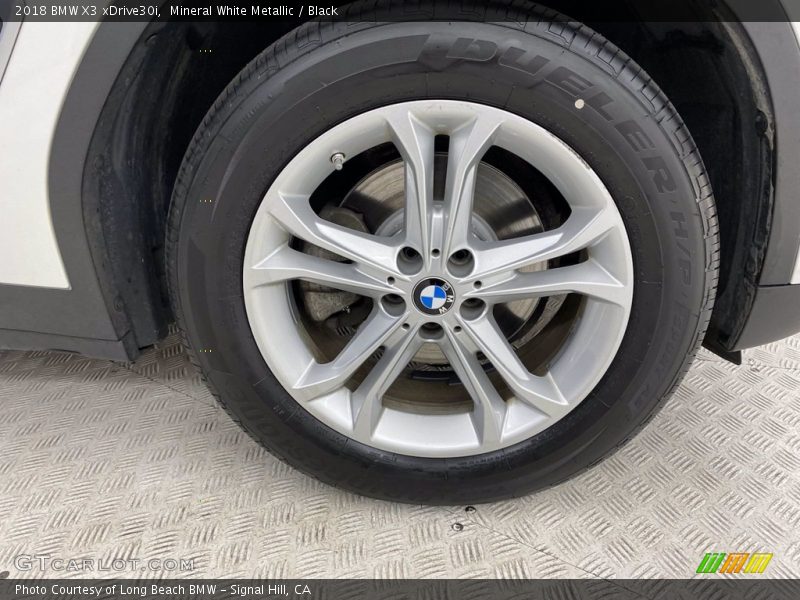 Mineral White Metallic / Black 2018 BMW X3 xDrive30i