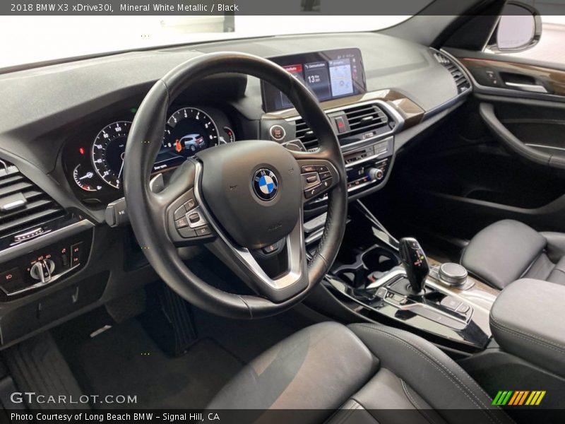 Mineral White Metallic / Black 2018 BMW X3 xDrive30i