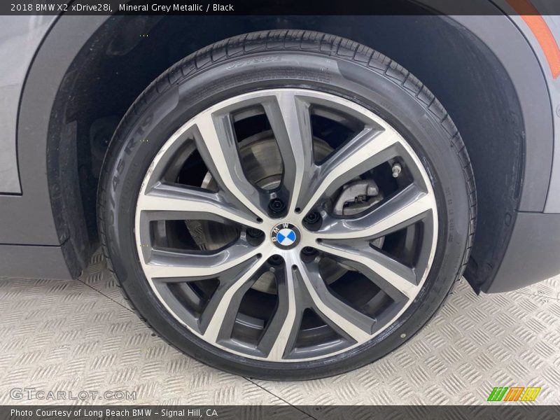 Mineral Grey Metallic / Black 2018 BMW X2 xDrive28i