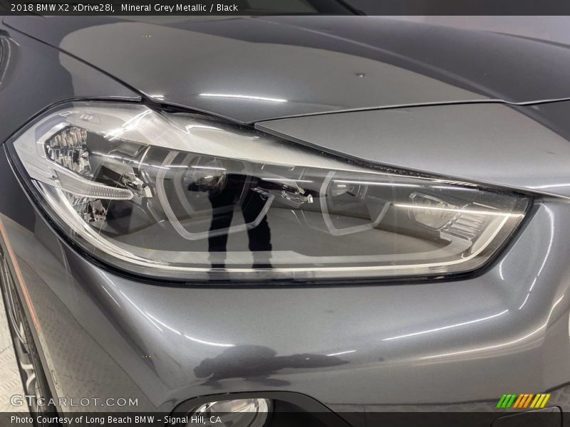 Mineral Grey Metallic / Black 2018 BMW X2 xDrive28i