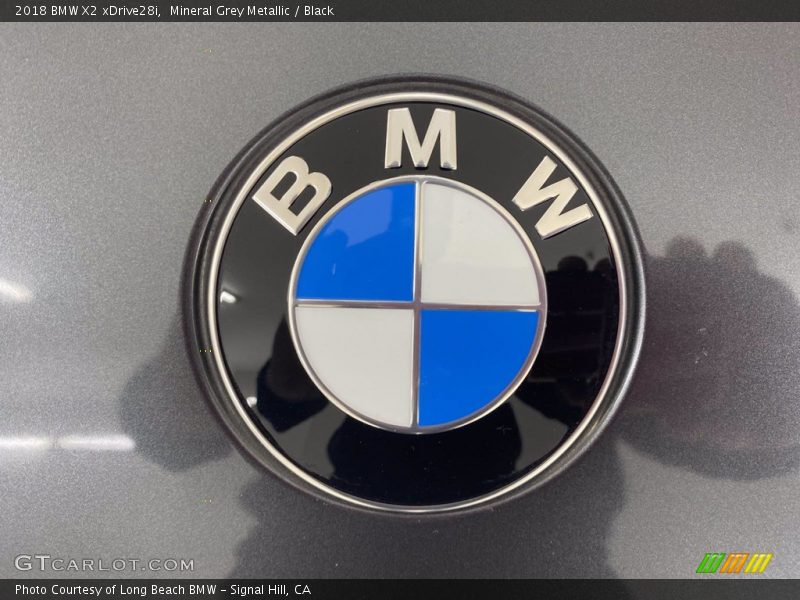 Mineral Grey Metallic / Black 2018 BMW X2 xDrive28i