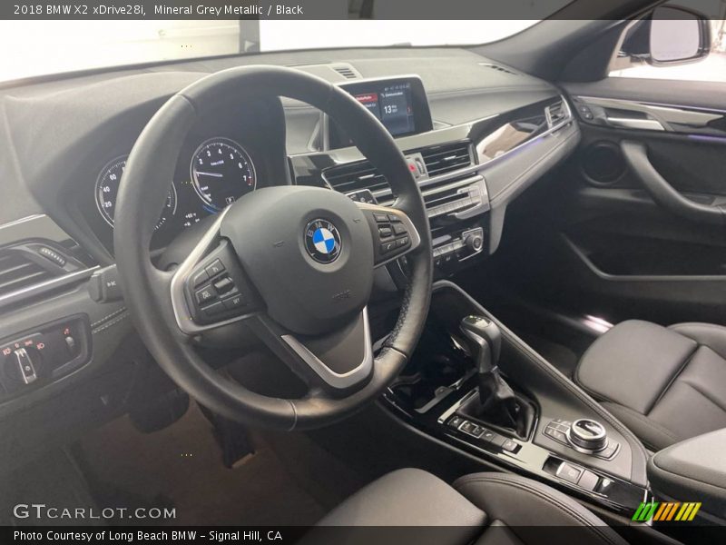 Mineral Grey Metallic / Black 2018 BMW X2 xDrive28i