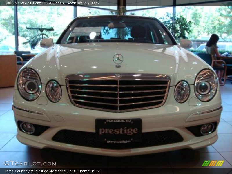 Arctic White / Black 2009 Mercedes-Benz E 350 Sedan