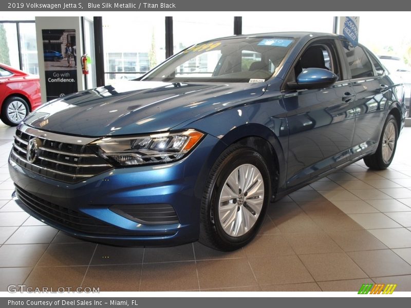 Blue Silk Metallic / Titan Black 2019 Volkswagen Jetta S