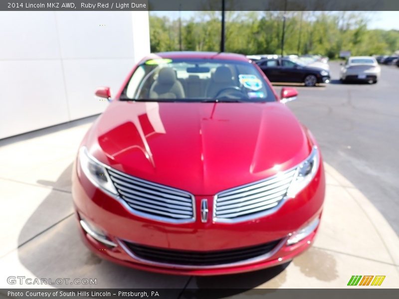 Ruby Red / Light Dune 2014 Lincoln MKZ AWD