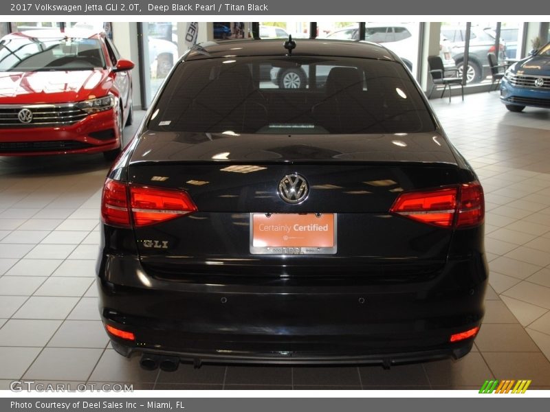Deep Black Pearl / Titan Black 2017 Volkswagen Jetta GLI 2.0T