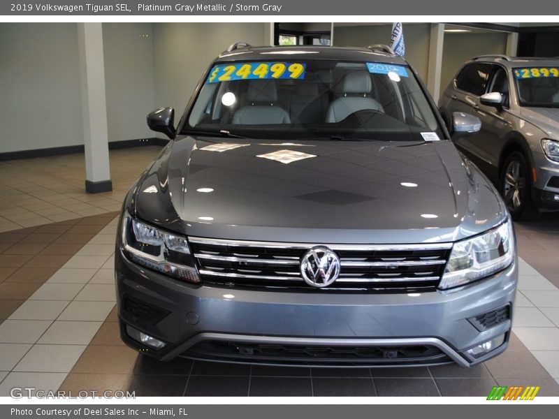 Platinum Gray Metallic / Storm Gray 2019 Volkswagen Tiguan SEL
