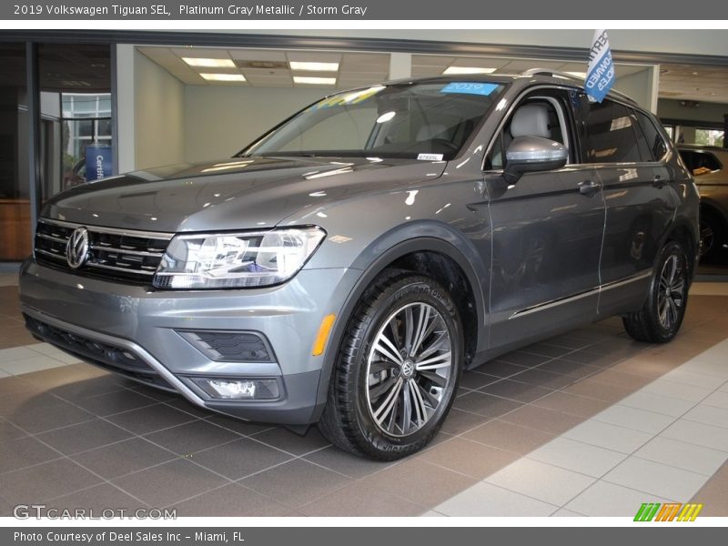 Platinum Gray Metallic / Storm Gray 2019 Volkswagen Tiguan SEL