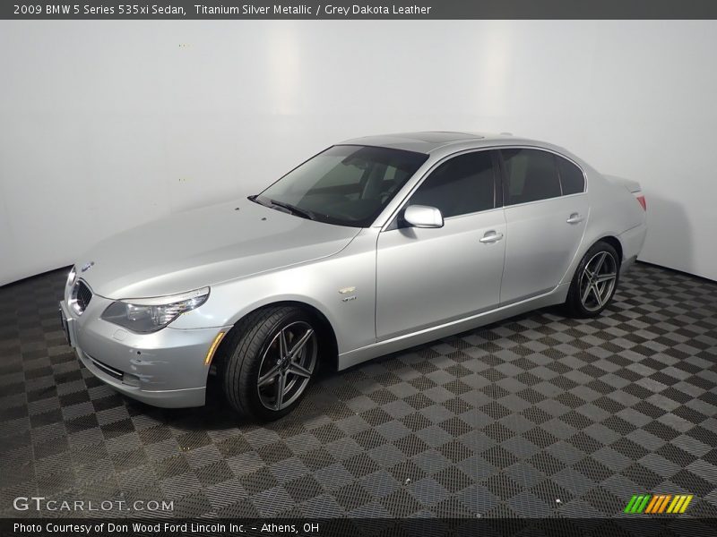 Titanium Silver Metallic / Grey Dakota Leather 2009 BMW 5 Series 535xi Sedan