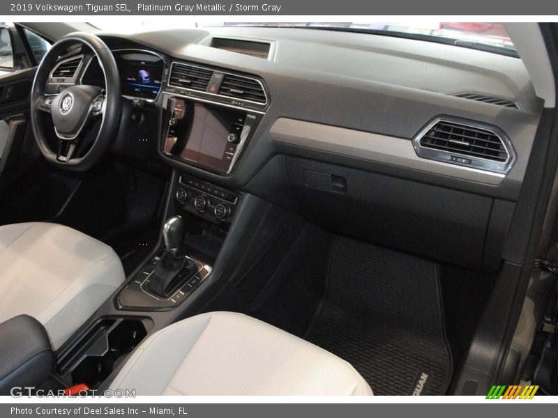 Platinum Gray Metallic / Storm Gray 2019 Volkswagen Tiguan SEL