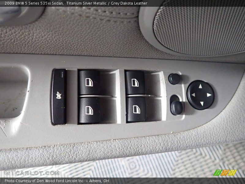 Titanium Silver Metallic / Grey Dakota Leather 2009 BMW 5 Series 535xi Sedan