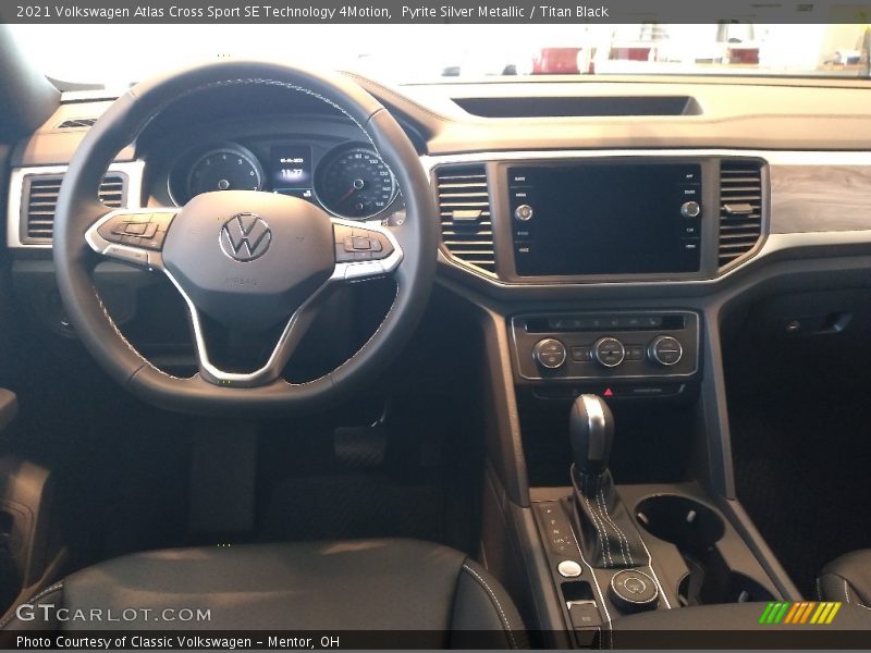 Pyrite Silver Metallic / Titan Black 2021 Volkswagen Atlas Cross Sport SE Technology 4Motion