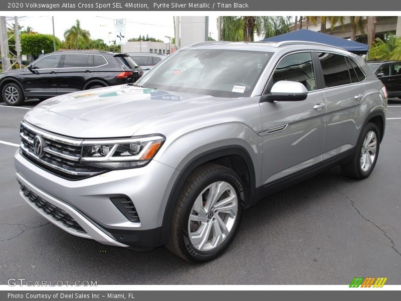  2020 Atlas Cross Sport SEL 4Motion Pyrite Silver Metallic