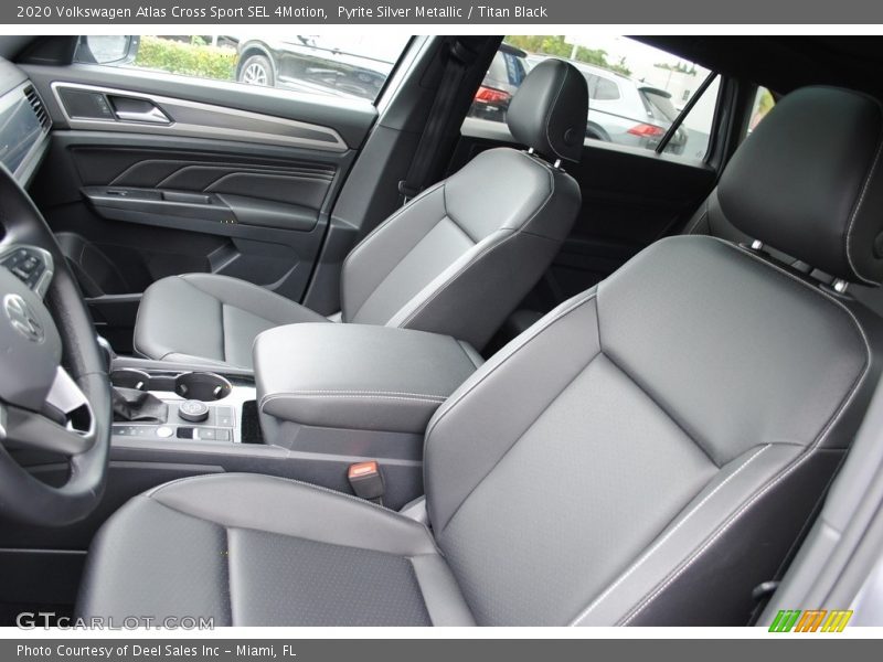 Front Seat of 2020 Atlas Cross Sport SEL 4Motion