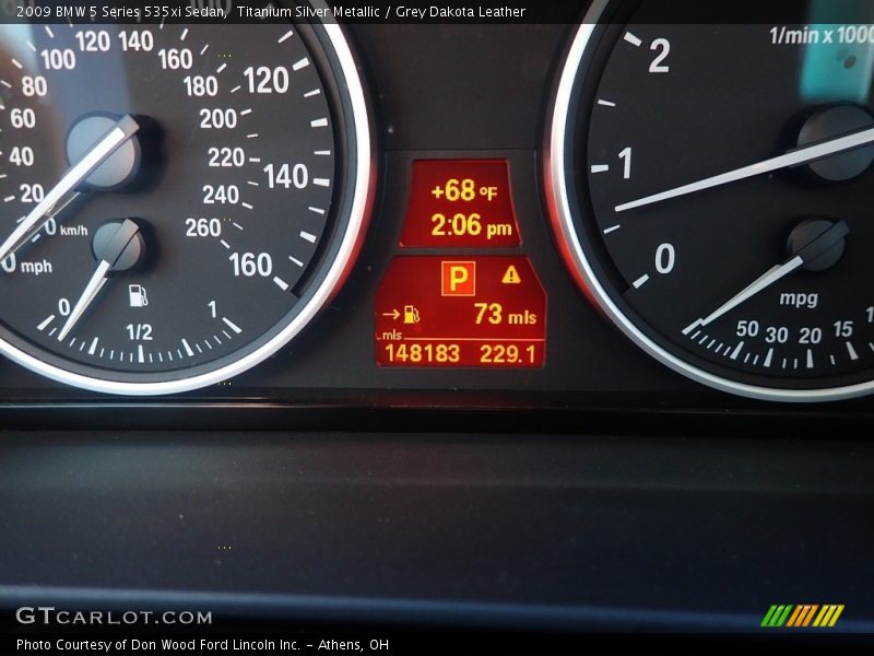 Titanium Silver Metallic / Grey Dakota Leather 2009 BMW 5 Series 535xi Sedan