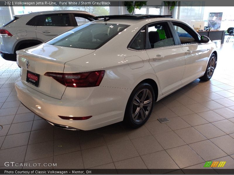 Pure White / Storm Gray/Black 2021 Volkswagen Jetta R-Line