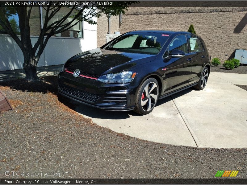 Front 3/4 View of 2021 Golf GTI S