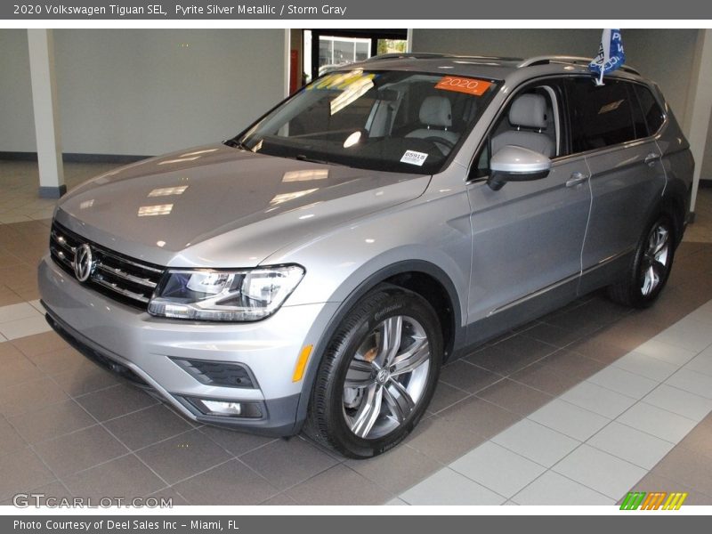 Pyrite Silver Metallic / Storm Gray 2020 Volkswagen Tiguan SEL