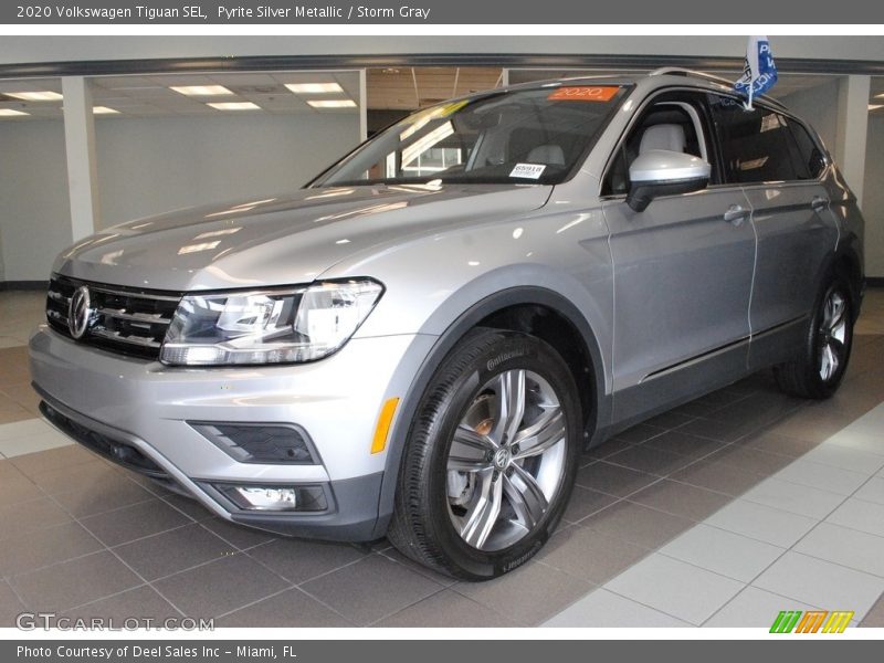 Pyrite Silver Metallic / Storm Gray 2020 Volkswagen Tiguan SEL