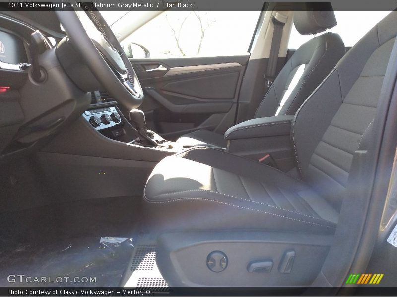 Platinum Gray Metallic / Titan Black 2021 Volkswagen Jetta SEL