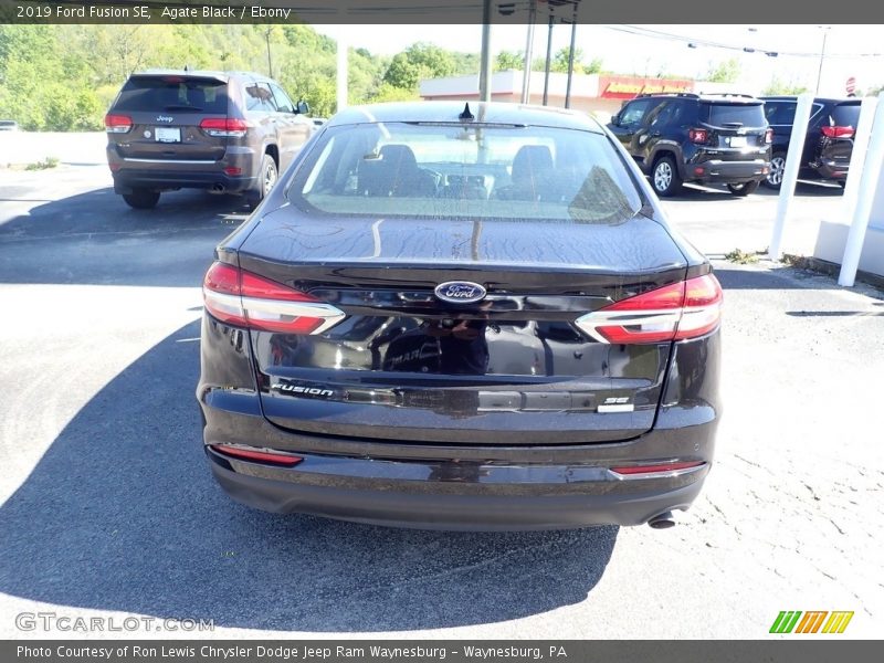 Agate Black / Ebony 2019 Ford Fusion SE