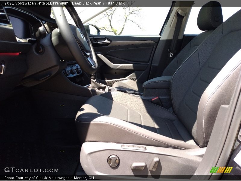 Front Seat of 2021 Jetta SEL Premium